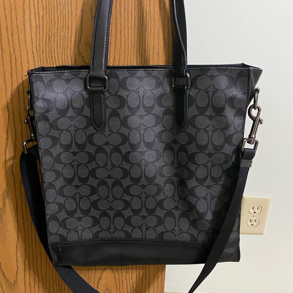 Large coach crossbody and carry.